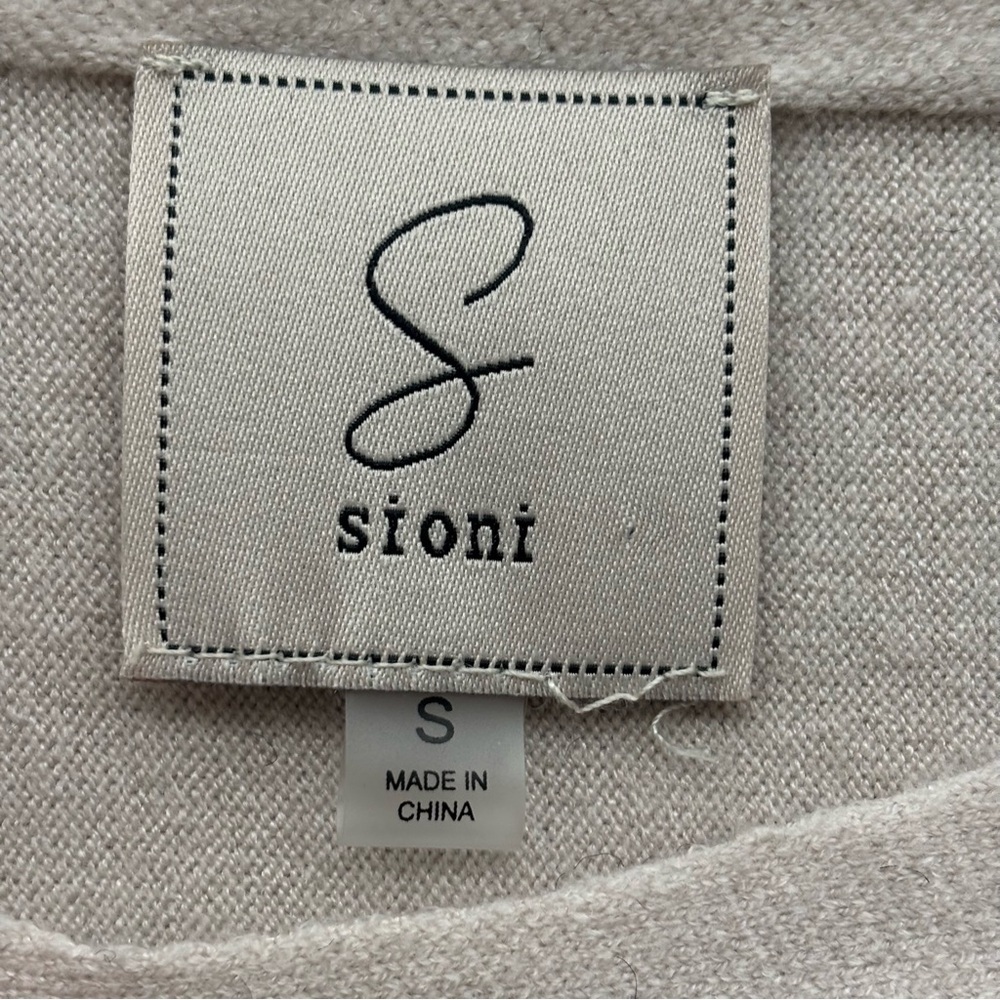 Sioni Cream Sweater w/Black Floral Appliqués, Size Small - Picture 14 of 15
